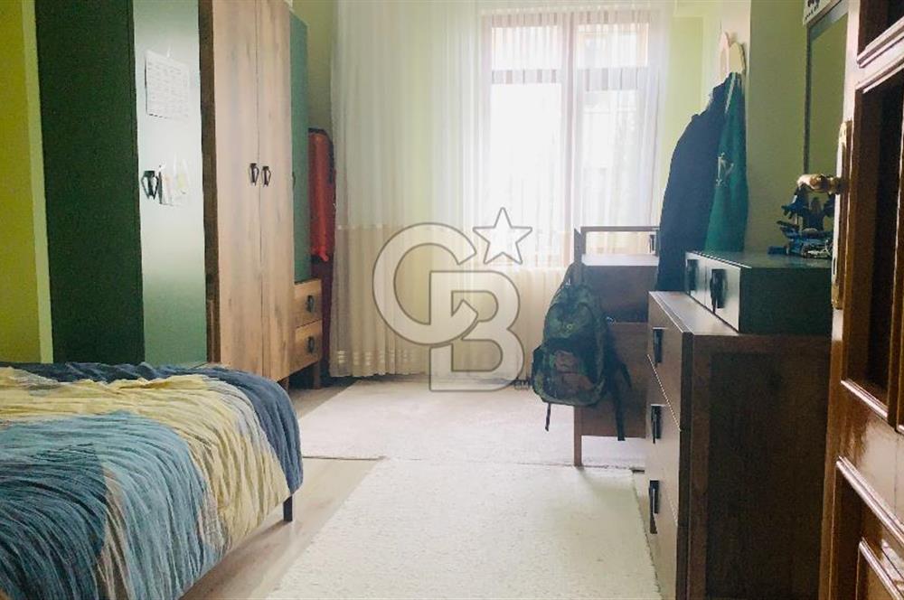 SUBAYEVLERİ DİNÇ SOKAKTA KÖŞE BİNA YAPILI 3+1 SATILIK DAİRE