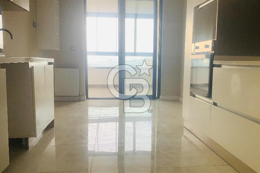 KEÇİÖREN OVACIKTA SMD TOWERS SİTESİNDE SATILIK 4+1 LÜKS DAİRE