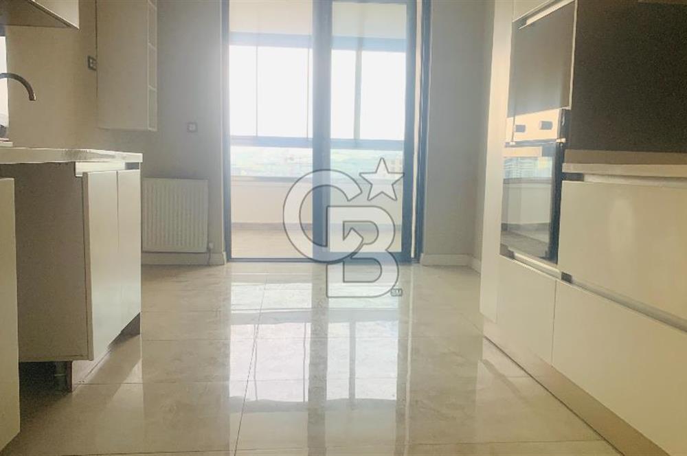 KEÇİÖREN OVACIKTA SMD TOWERS SİTESİNDE SATILIK 4+1 LÜKS DAİRE
