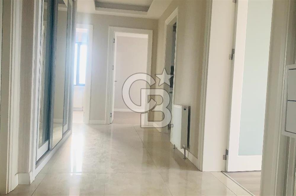 KEÇİÖREN OVACIKTA SMD TOWERS SİTESİNDE SATILIK 4+1 LÜKS DAİRE