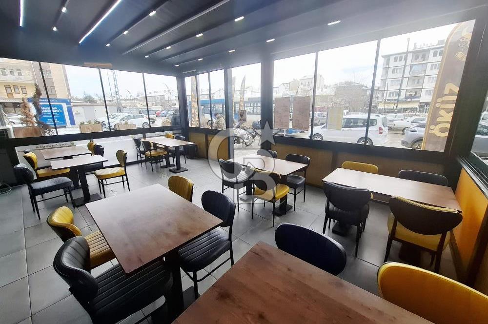 ÇUBUK TİCARET MERKEZİ'NDE HAZIR&KAZANÇLI RESTORAN/FAST FOOD