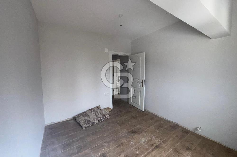 Güzelbahçe Yalı Mahallesi'nde Deniz Manzaralı Satılık Villa