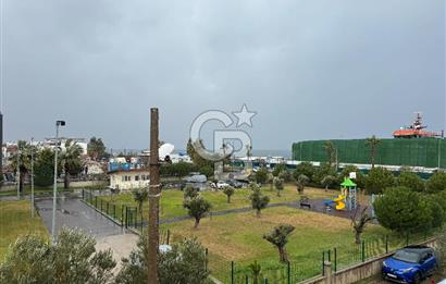 Güzelbahçe Yalı Mahallesi'nde Deniz Manzaralı Satılık Villa