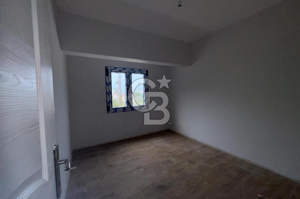 Güzelbahçe Yalı Mahallesi'nde Deniz Manzaralı Satılık Villa