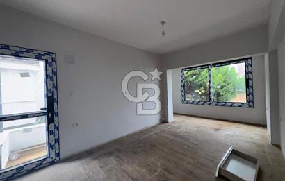 Güzelbahçe Yalı Mahallesi'nde Deniz Manzaralı Satılık Villa