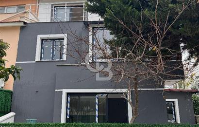 Güzelbahçe Yalı Mahallesi'nde Deniz Manzaralı Satılık Villa