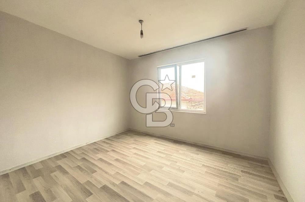 CB KİNG'DEN NERGİZ MAHALLESİ SATILIK 240m² ARSA VE ARSA İÇERİSİNDE 100m² EV 