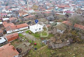 CB KİNG'DEN NERGİZ MAHALLESİ SATILIK 240m² ARSA VE ARSA İÇERİSİNDE 100m² EV  - 1 - 326503