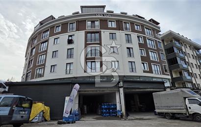 Maltepe Girne Caddesi E-5 Yan Yol Üzeri 650m2 Kiralık Dükkan