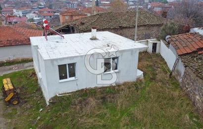 CB KİNG'DEN NERGİZ MAHALLESİ SATILIK 240m² ARSA VE ARSA İÇERİSİNDE 100m² EV 