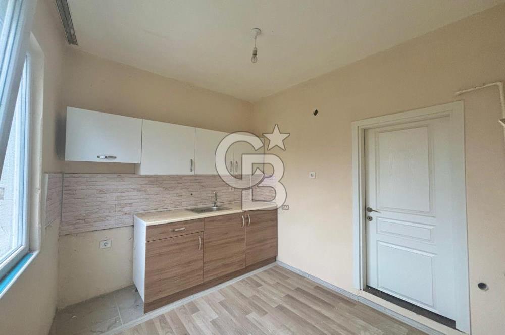 CB KİNG'DEN NERGİZ MAHALLESİ SATILIK 240m² ARSA VE ARSA İÇERİSİNDE 100m² EV 