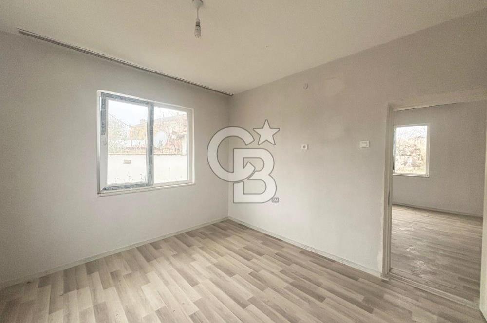 CB KİNG'DEN NERGİZ MAHALLESİ SATILIK 240m² ARSA VE ARSA İÇERİSİNDE 100m² EV 