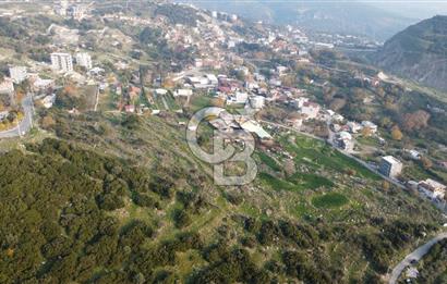 BORNOVA EĞRİDERE DE TEK TAPU DEĞERLİ KONUMDA SATILIK TARLA 