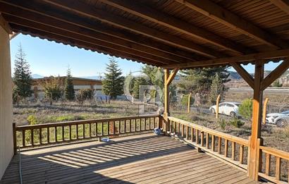 UŞAK MERKEZ GÜRE İZMİR YOLU ÜZERİ BÜYÜK METRAJLI 3 PARSEL ARAZİ