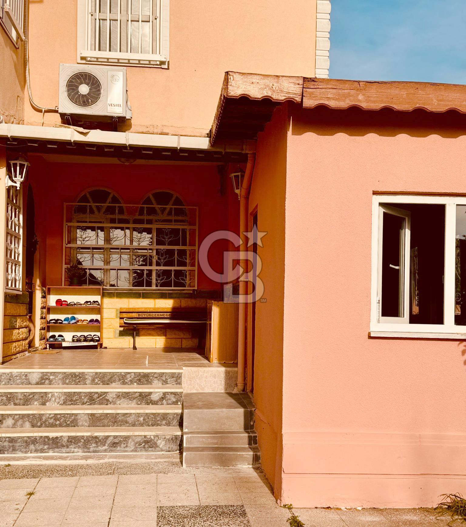 BAHÇE KATI MÜSTAKİL GİRİŞLİ KOMPLE YENİLENMİŞ KİRALIK 1+1 DAİRE 