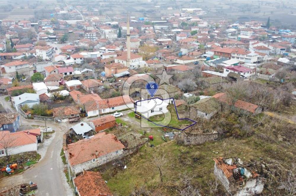 CB KİNG'DEN NERGİZ MAHALLESİ SATILIK 240m² ARSA VE ARSA İÇERİSİNDE 100m² EV 