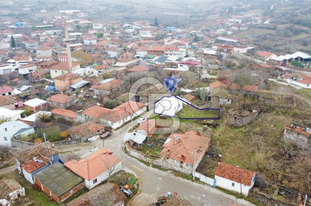 CB KİNG'DEN NERGİZ MAHALLESİ SATILIK 240m² ARSA VE ARSA İÇERİSİNDE 100m² EV 