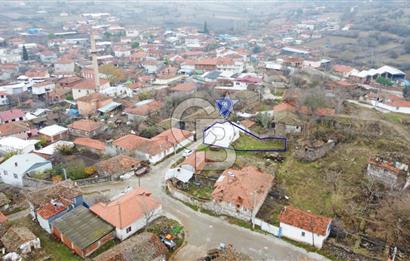 CB KİNG'DEN NERGİZ MAHALLESİ SATILIK 240m² ARSA VE ARSA İÇERİSİNDE 100m² EV 