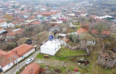 CB KİNG'DEN NERGİZ MAHALLESİ SATILIK 240m² ARSA VE ARSA İÇERİSİNDE 100m² EV 