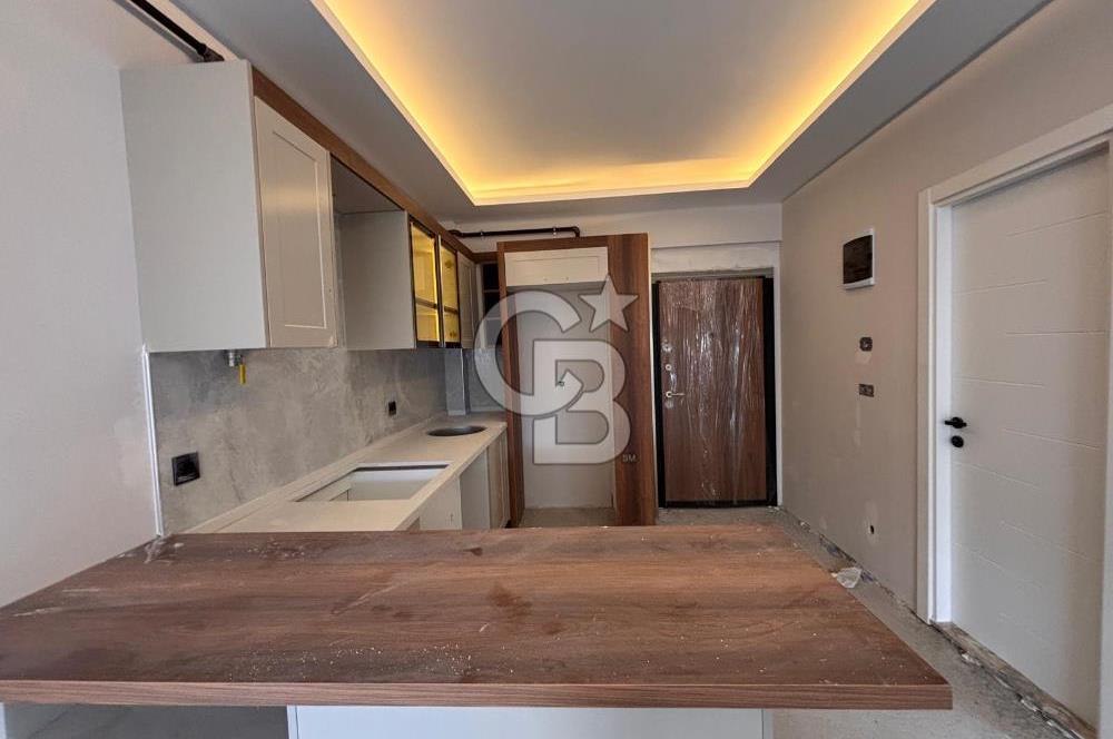 İzmir Menemen Seyrek Mah. Havuzlu Güvenlikli 1+1 Satılık Daire