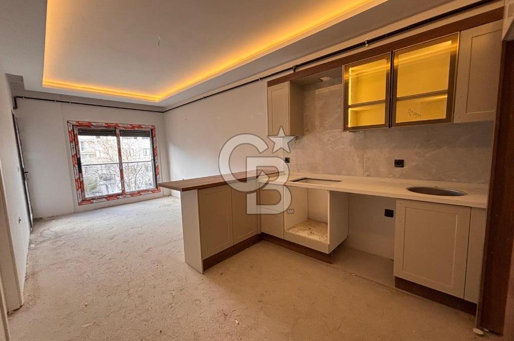 İzmir Menemen Seyrek Mah. Havuzlu Güvenlikli 1+1 Satılık Daire