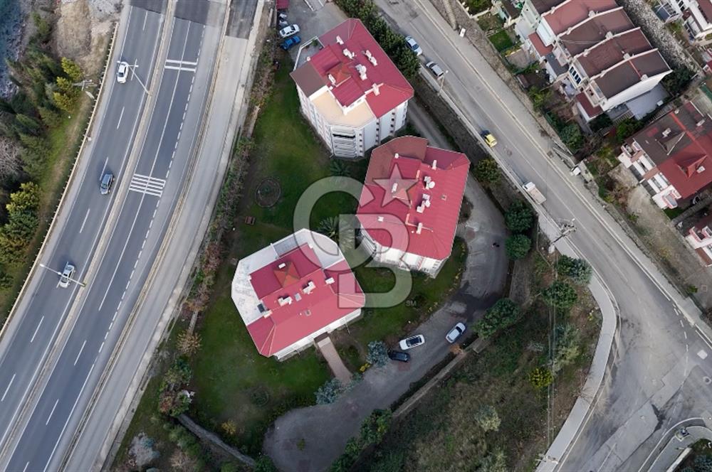 KOCAELİ GÖLCÜK ULAŞLI'DA DENİZ MANZARALI 3+1 SATILIK DAİRE