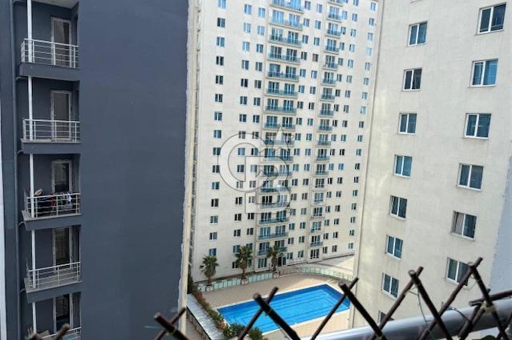 HAYAT PARK 4 YENİ BİNA ARA KAT TEMİZ FERAH SATILIK 2+1 DAİRE