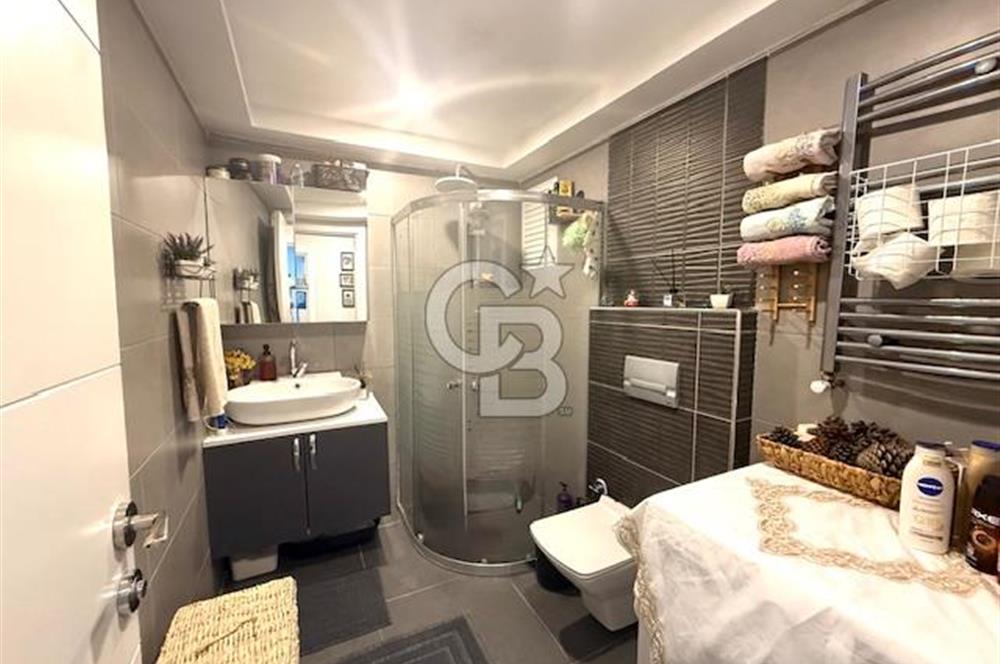 HAYAT PARK 4 YENİ BİNA ARA KAT TEMİZ FERAH SATILIK 2+1 DAİRE