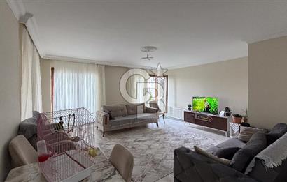 KOCAELİ GÖLCÜK ULAŞLI'DA DENİZ MANZARALI 3+1 SATILIK DAİRE