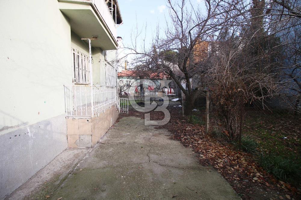 CB OPİA'DAN '' YENİ BELEDİYE YAKINI MÜSTAKİL EV VE BAHÇESİ ''