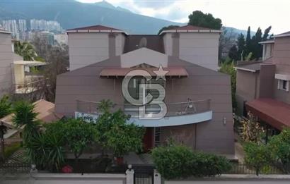 Sahile 200 Metre Müstakil 5+1 Lüks Villa