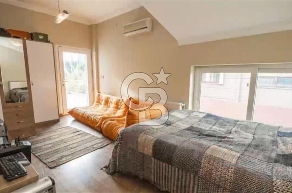 Sahile 200 Metre Müstakil 5+1 Lüks Villa