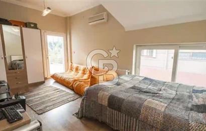 Sahile 200 Metre Müstakil 5+1 Lüks Villa