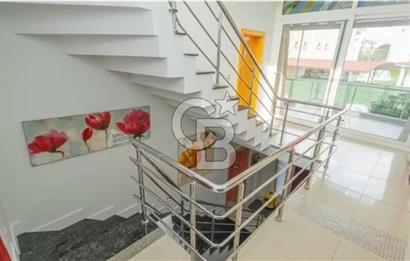 Sahile 200 Metre Müstakil 5+1 Lüks Villa