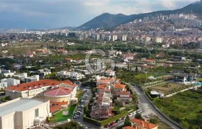 Sahile 200 Metre Müstakil 5+1 Lüks Villa