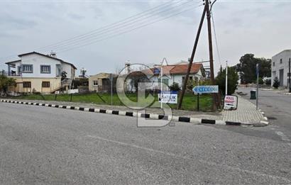 Güzelyurt Merkezde Satılık Köşe Arsa !!!