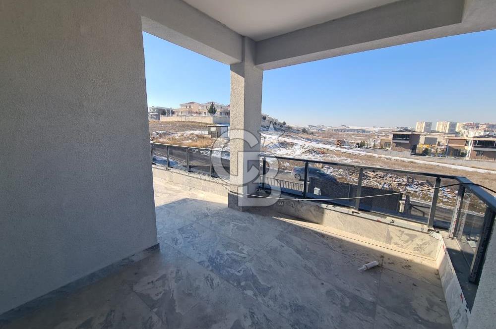 YENİ BAĞLICA DA İSKANLI 6+1 SATILIK KÖŞE VİLLA