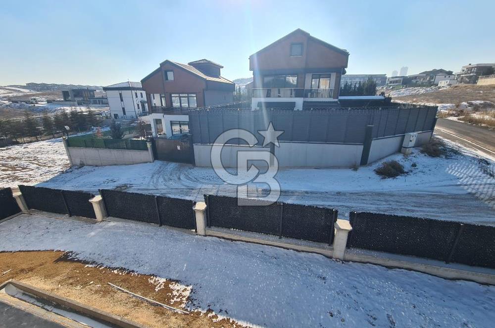 YENİ BAĞLICA DA İSKANLI 6+1 SATILIK KÖŞE VİLLA