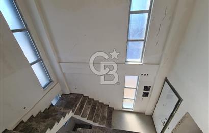 YENİ BAĞLICA DA İSKANLI 6+1 SATILIK KÖŞE VİLLA