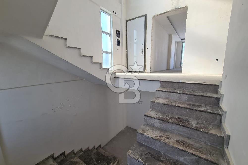 YENİ BAĞLICA DA İSKANLI 6+1 SATILIK KÖŞE VİLLA