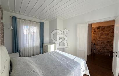 Ayvalık Macaron'da Bahçeli Lüks Tadilatlı Taş Rum Evi