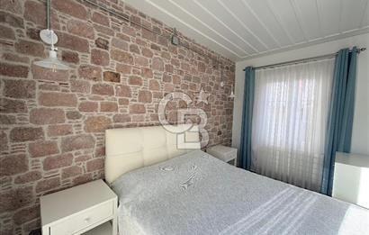 Ayvalık Macaron'da Bahçeli Lüks Tadilatlı Taş Rum Evi