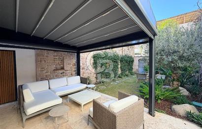 Ayvalık Macaron'da Bahçeli Lüks Tadilatlı Taş Rum Evi