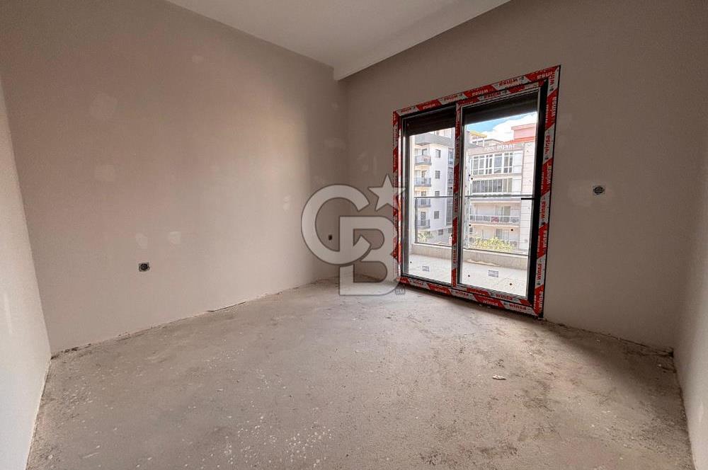 İzmir Menemen Seyrek Mah. Havuzlu Güvenlikli 1+1 Satılık Daire