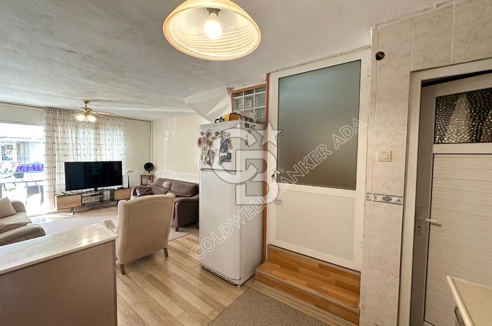 Kuşadası Karaovada ÖnüAçık Ferah ve Bahçeli Satılık 4+1 Tripleks