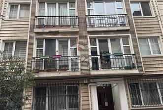 Yüksek Kira Getirili | Bahçe Kullanımlı | İkiye Bölünmüş 1+1 Ters Dubleks - 1 - 326559