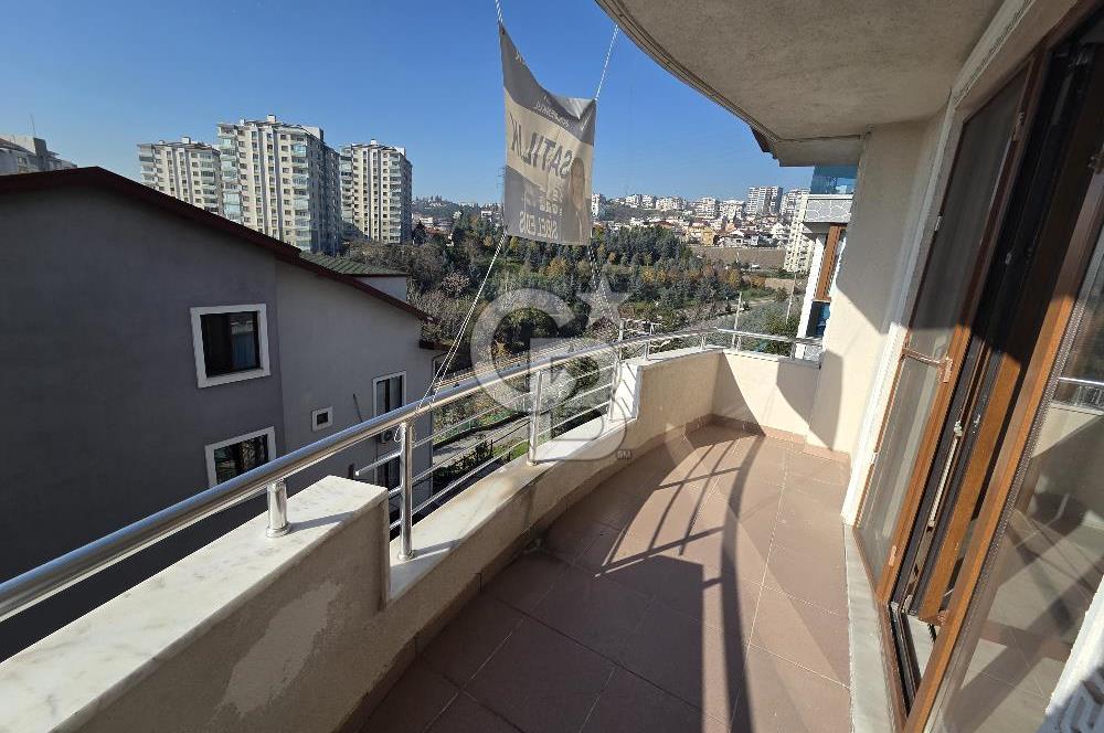 İZMİT MERKEZ ERENLER'DE MANZARALI GENİŞ 3+1 SATILIK ÇATI DUBLEKS