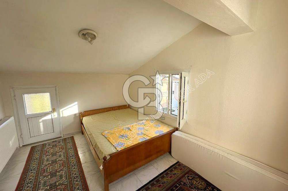 Kuşadası Karaovada ÖnüAçık Ferah ve Bahçeli Satılık 4+1 Tripleks