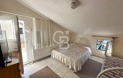 Kuşadası Karaovada ÖnüAçık Ferah ve Bahçeli Satılık 4+1 Tripleks