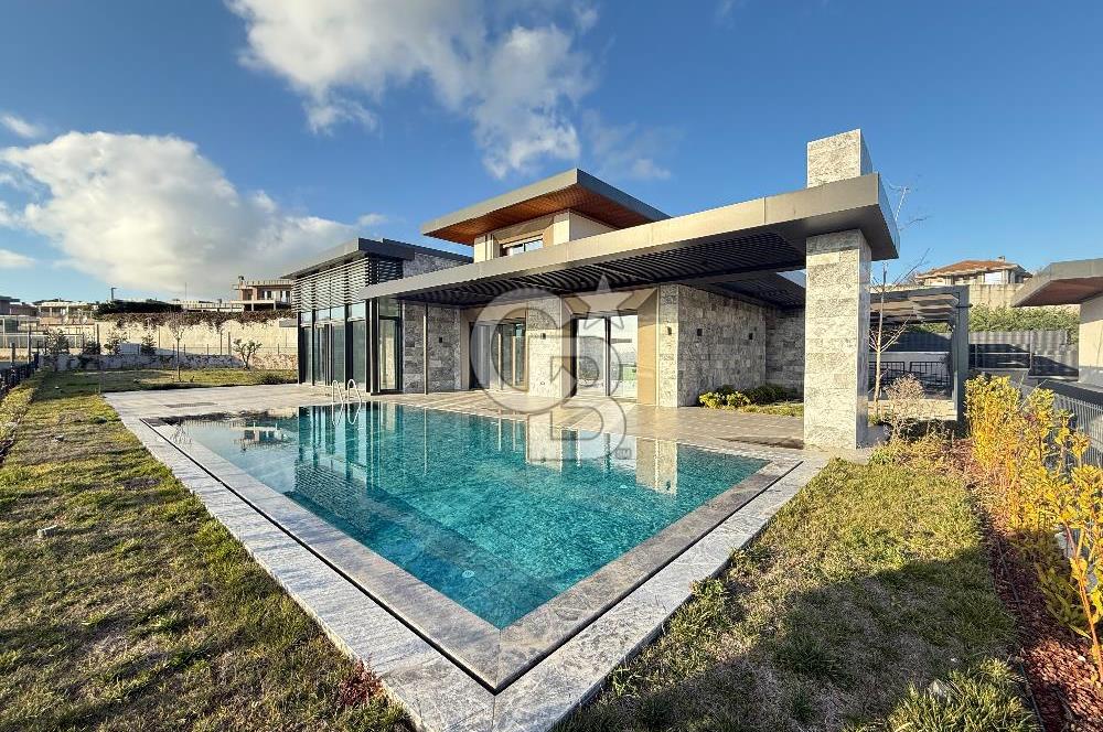 FOLKART NEFES İSTANBUL'DA SATILIK 6+1 VİLLA